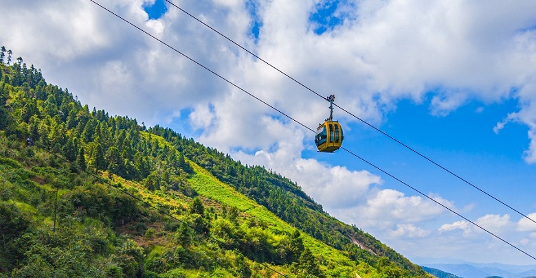 7600米！全球最長(zhǎng)高山索道湖南首航